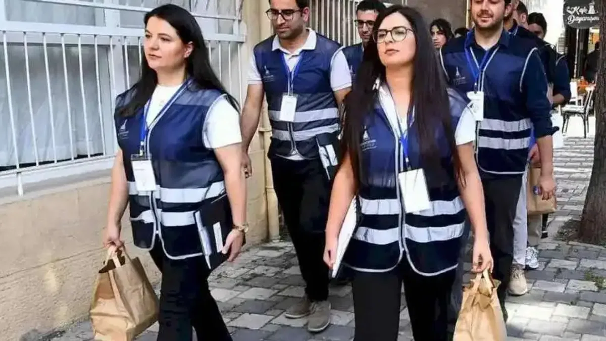 İzmir'de saha ekipleri 12 bin hanenin kapısını çaldı