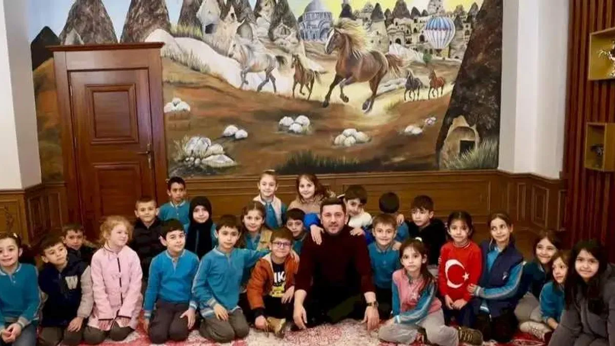 Nevşehirli öğrencilerden Başkan Rasim Arı'ya ziyaret