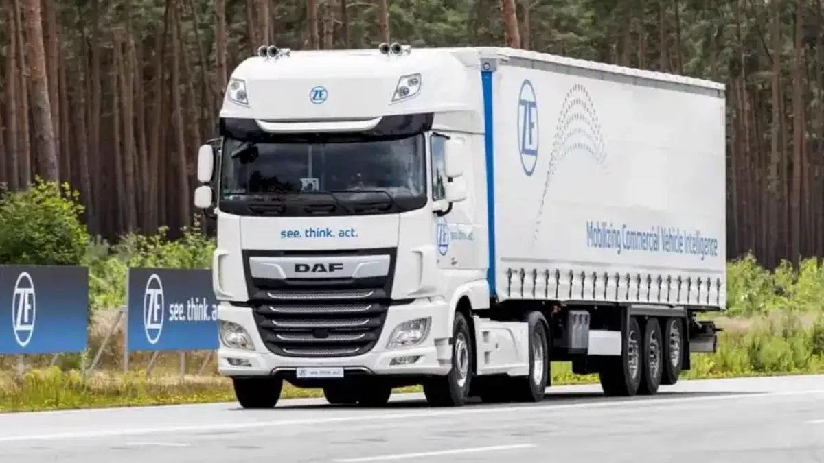 ZF, bağlantılı ticari araçlar için akıllı yazılım çözümlerini tanıttı