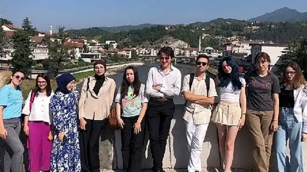 Kartepe'nin gençleri başarı ödülüne kavuştu