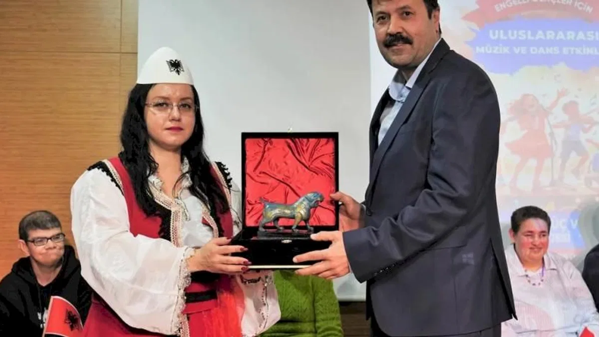 Ankara Keçiören 'sese güç ver'di