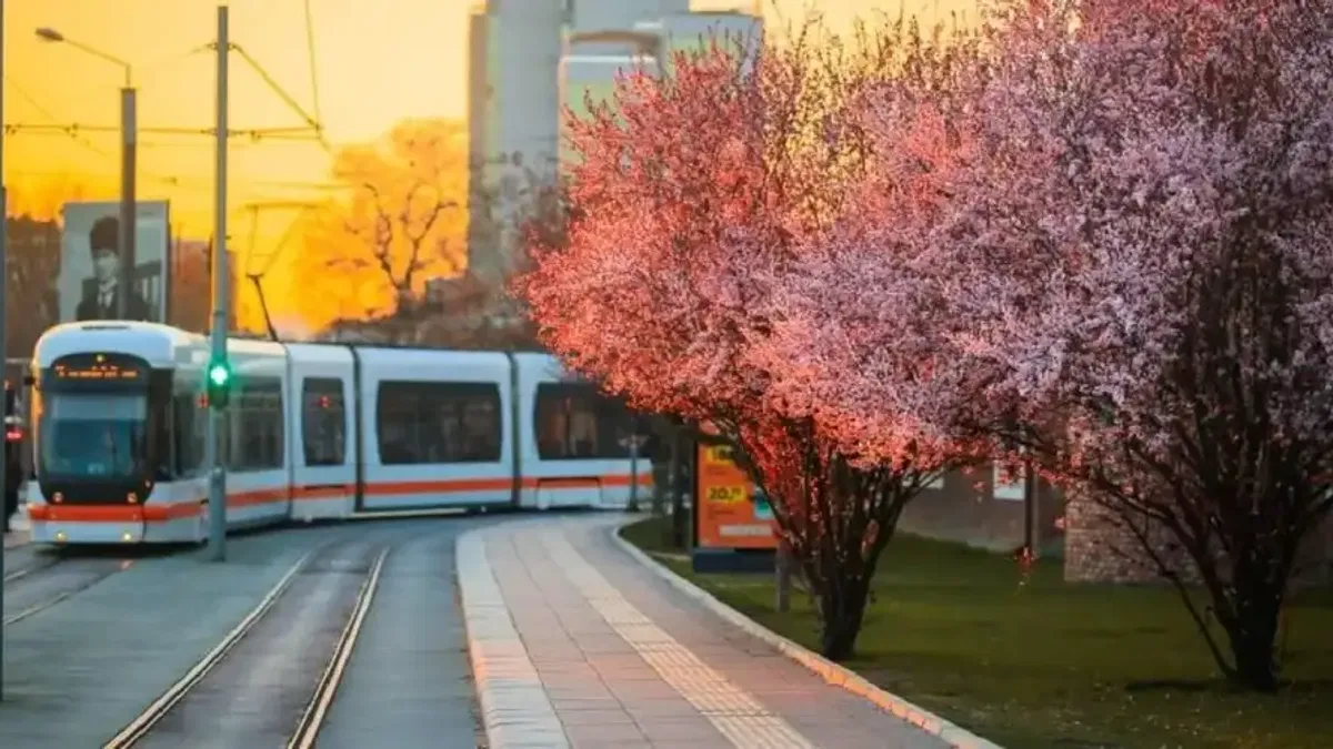 Eskişehir’de tramvaylarda yaz tarifesi başlıyor