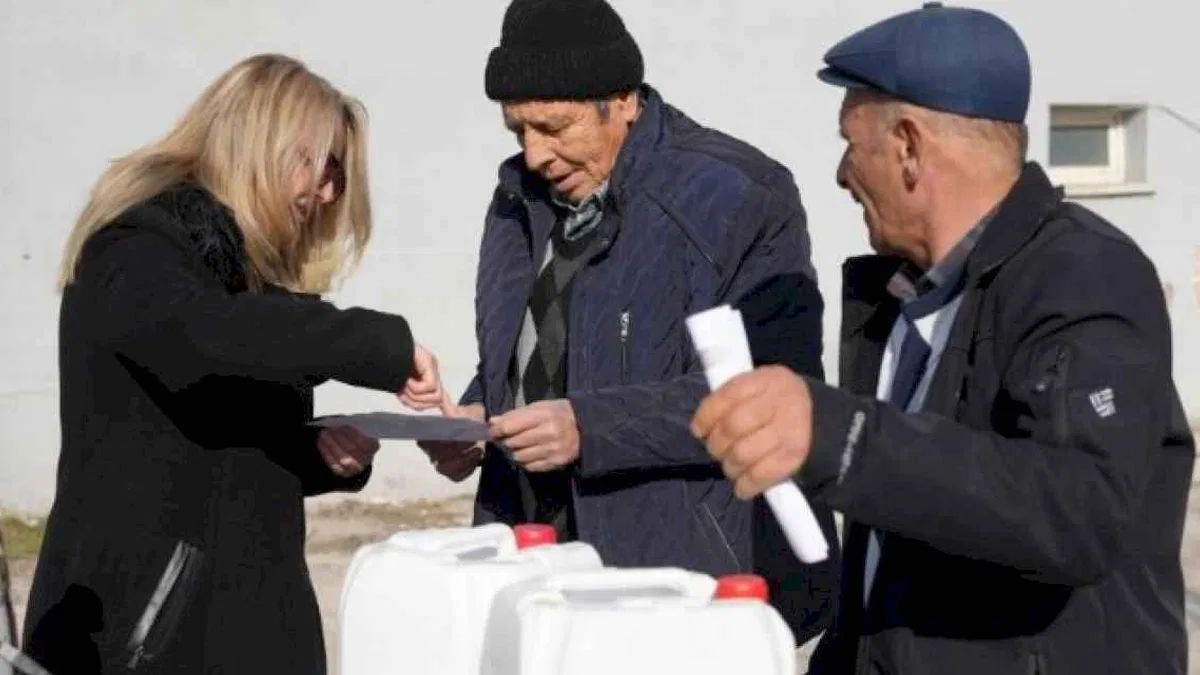 Eskişehirli üreticiye 'sıvı gübre' desteği