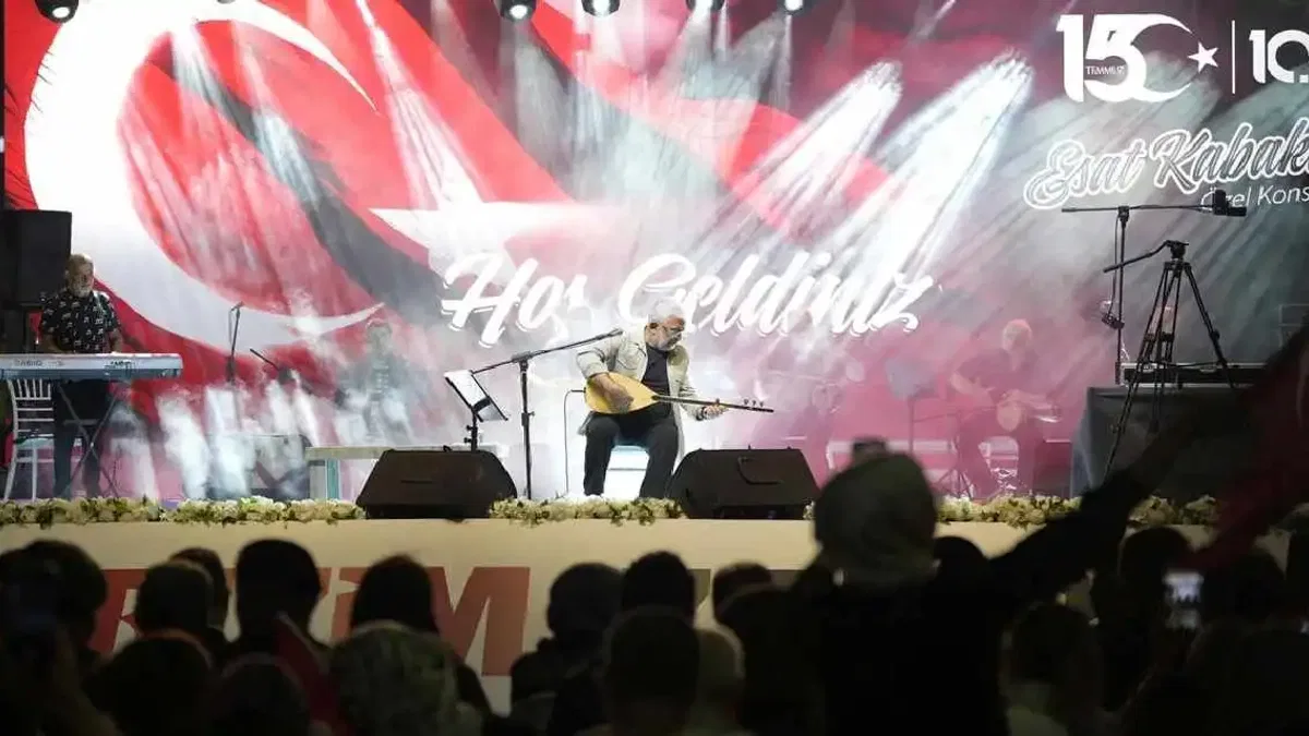 10 yıl önceki heyecanla Gaziantep meydanlara indi