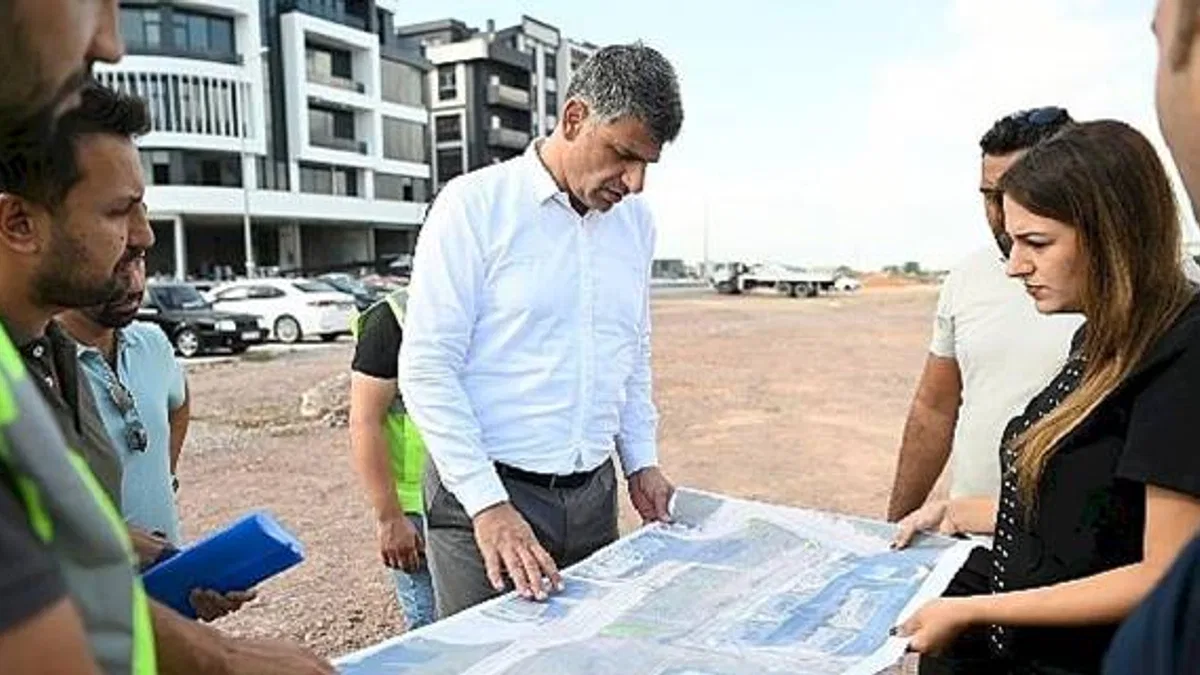 Kocaman Kent Meydanı Otopark Çalışmalarını İnceledi