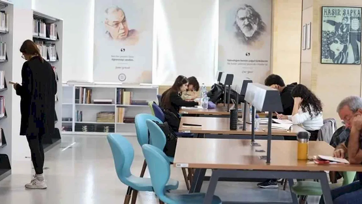 Kitap kurtlarından Muğla Büyükşehir kütüphanelerine akın