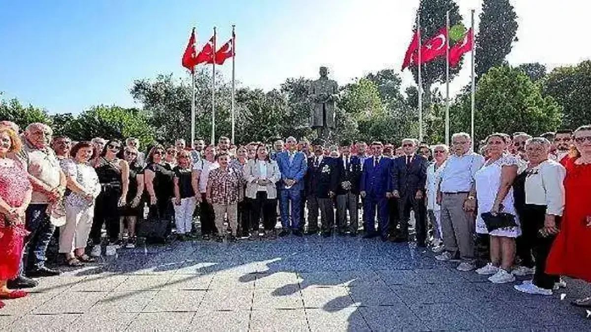 Bayraklı'da 30 Ağustos kutlandı