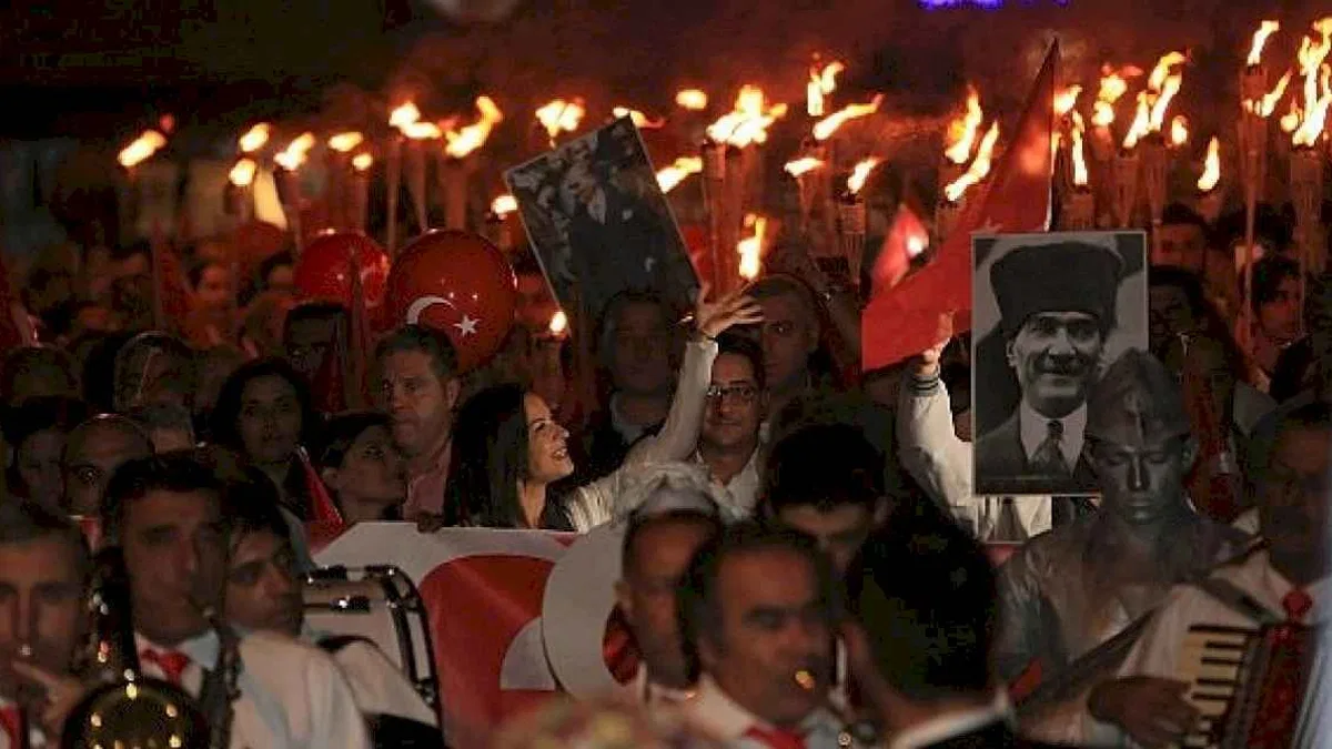 Efes Selçuk 29 Ekim'i Coşkuyla kutlayacak