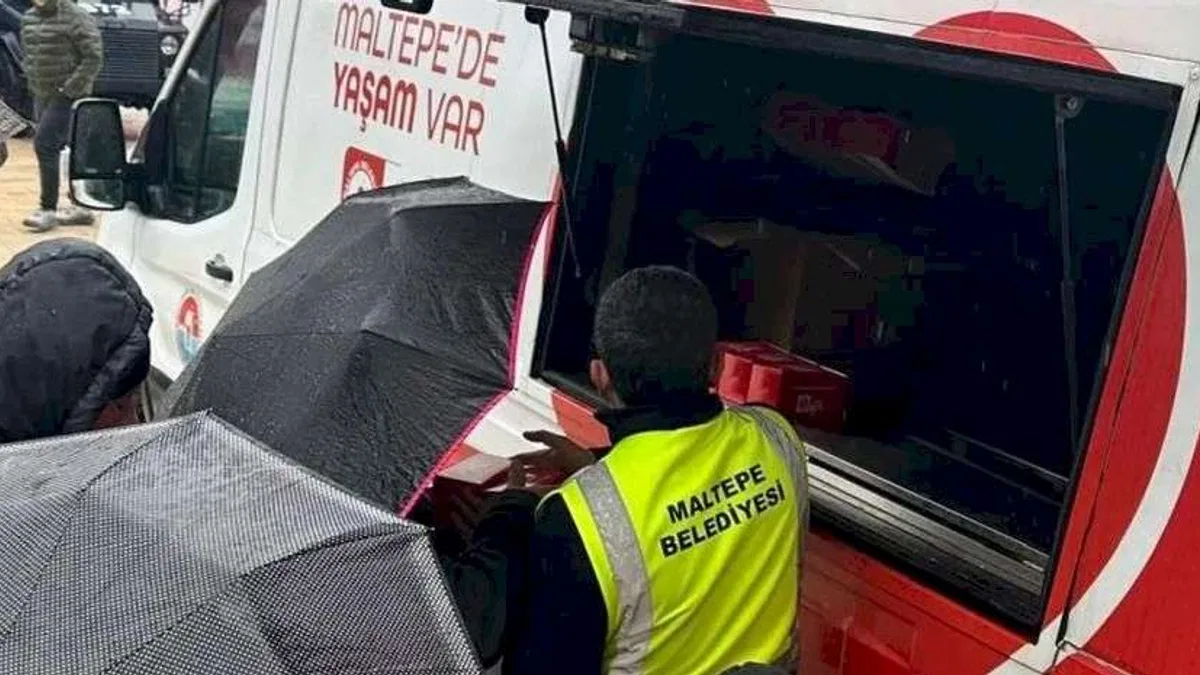 İstanbul Maltepe'den kandil simidi ikramı