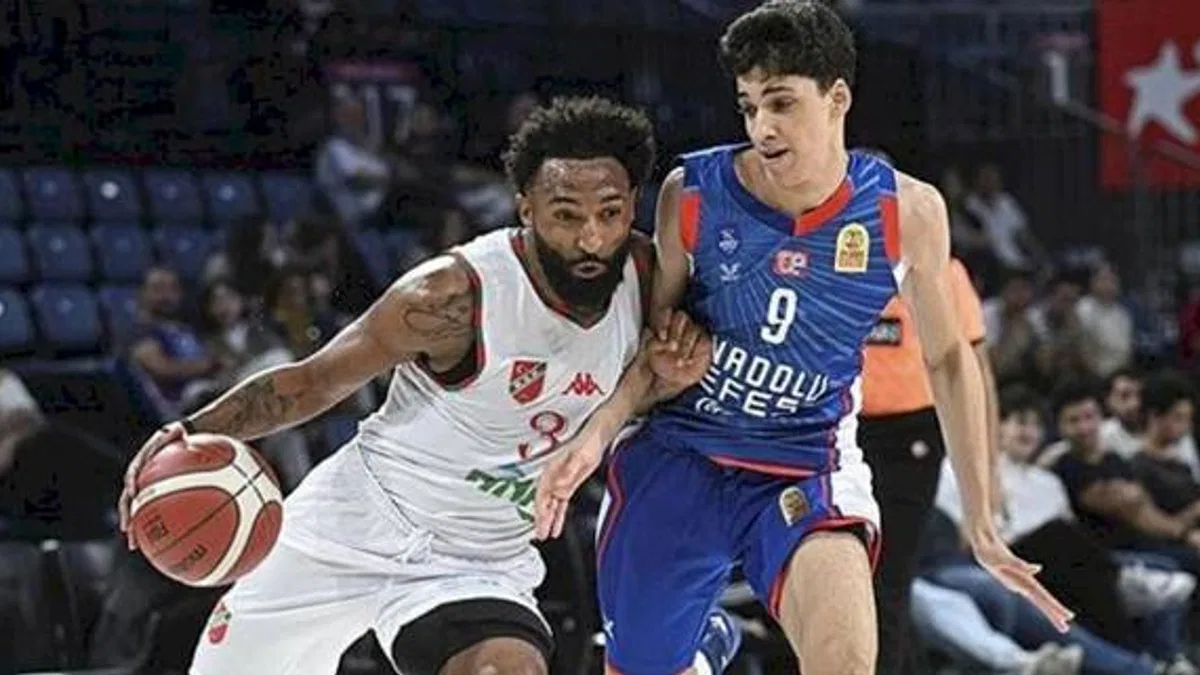 Anadolu Efes 101-85 Pınar Karşıyaka (MAÇ SONUCU-ÖZET) | A. Efes sahasında galip!