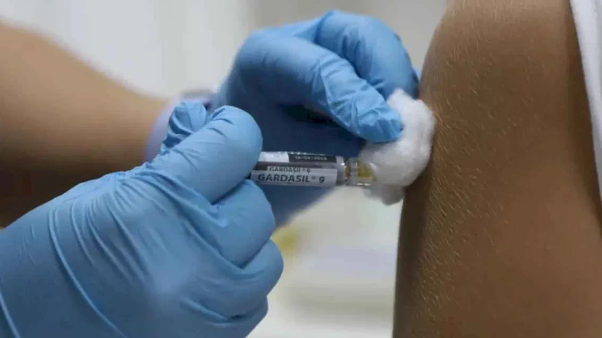 Muğla Büyükşehir'in ücretsiz HPV aşı uygulaması sürüyor