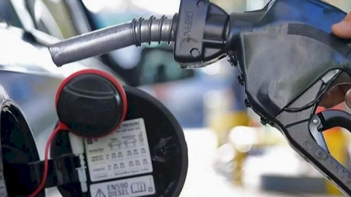 Benzine 1,07 lira zam
