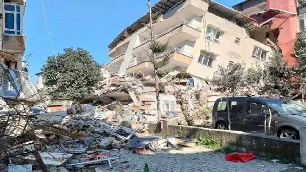 ABD'deki Türkler de bağışlarıyla depremzedelerin yanında