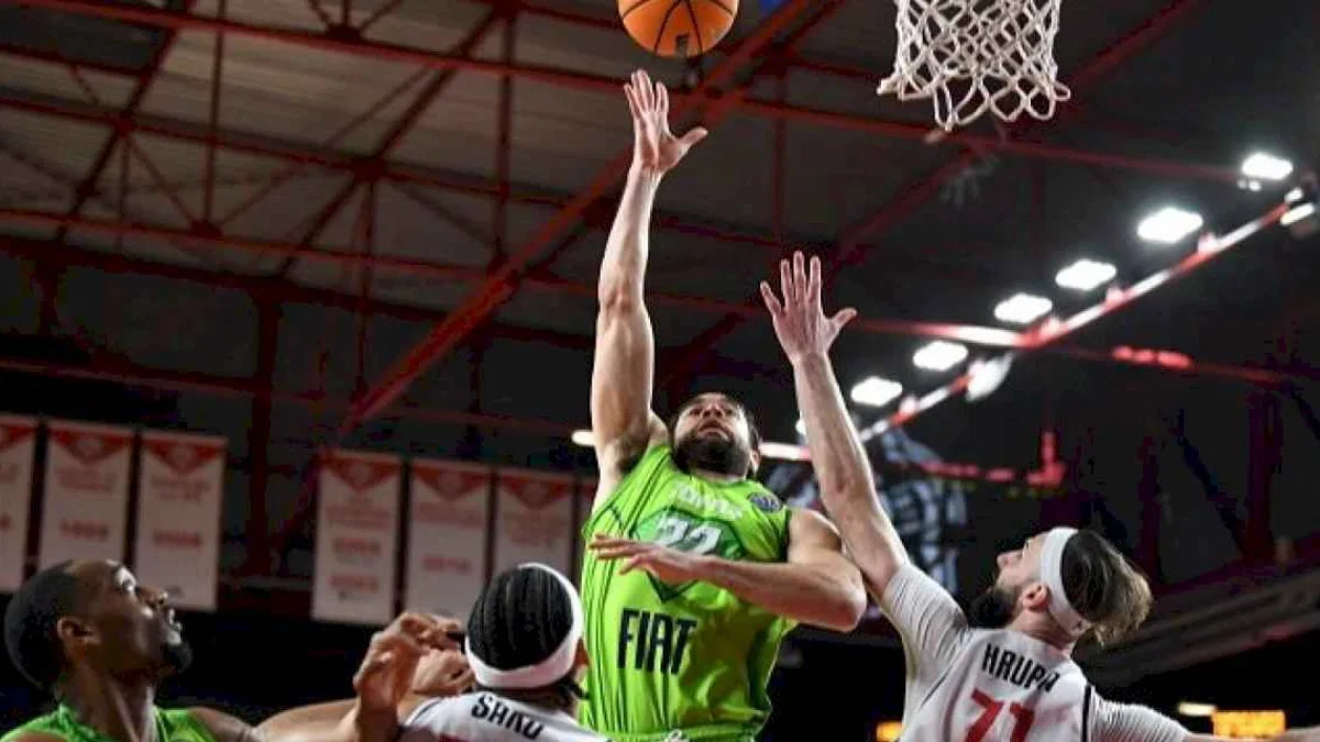 TOFAŞ çeyrek finalde Tenerife deplasmanında