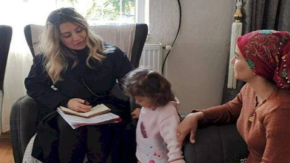 Kınık Belediyesi'nden depremzedelere psikolojik danışmanlık hizmeti