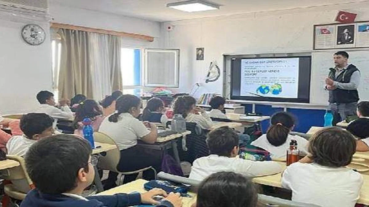 Belediye Ekipleri Bilinçli Nesiller İçin Harekete Geçti