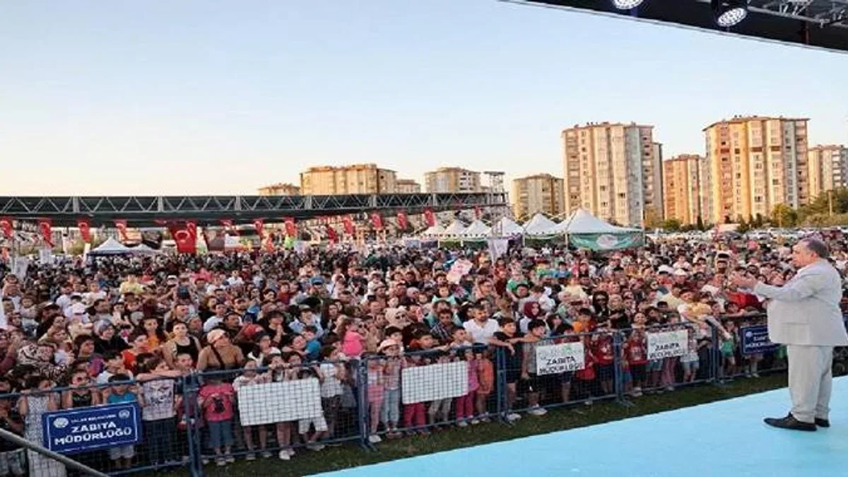 Kayseri Talas'ta çocukların şenlik coşkusu