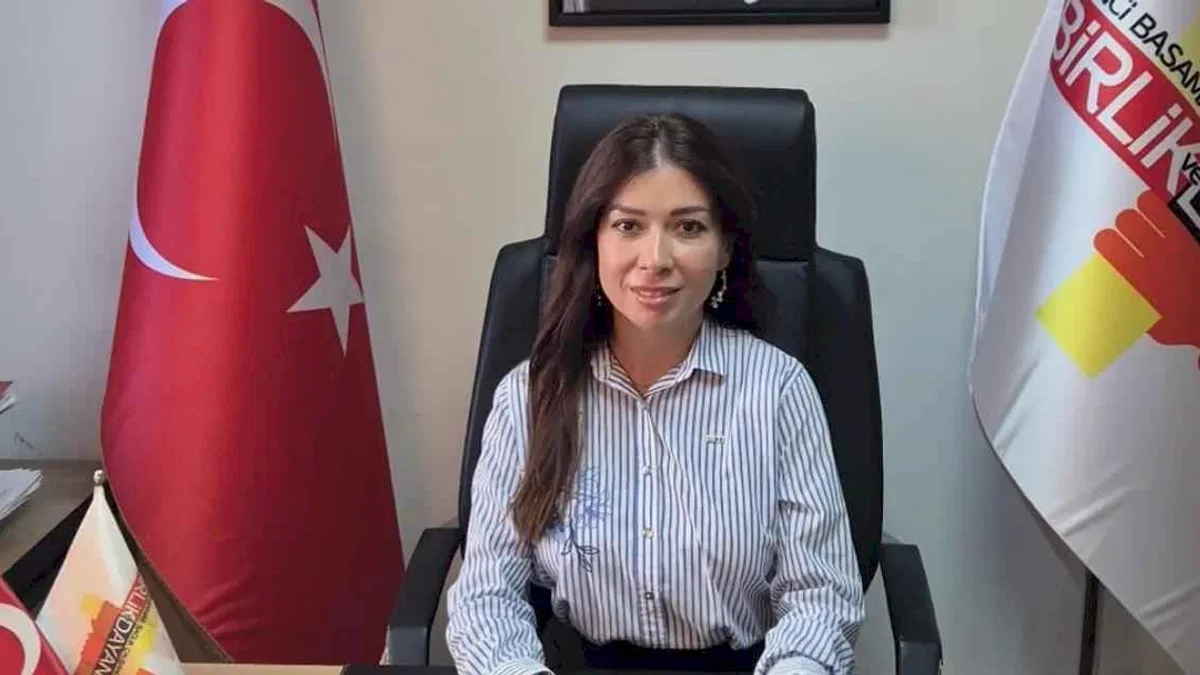Aşıla uygulamasına zorunluluk tepkisi! Aile Hekimliği verilerinin telefona indirilmesi riskli!