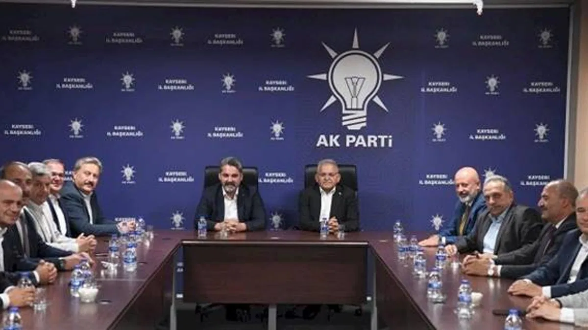 AK Parti Kayseri'ye başkanlardan ziyaret