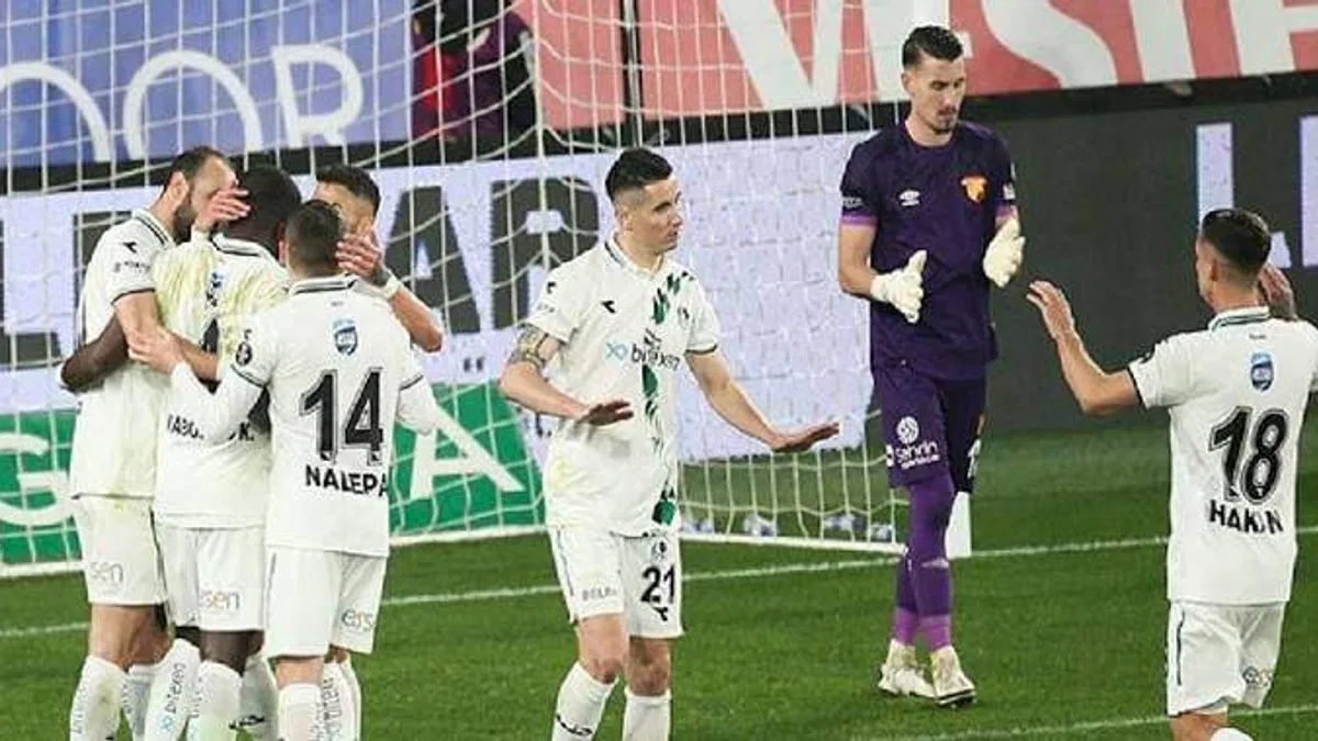 Göztepe 0-1 Sakaryaspor (MAÇ SONUCU-ÖZET)