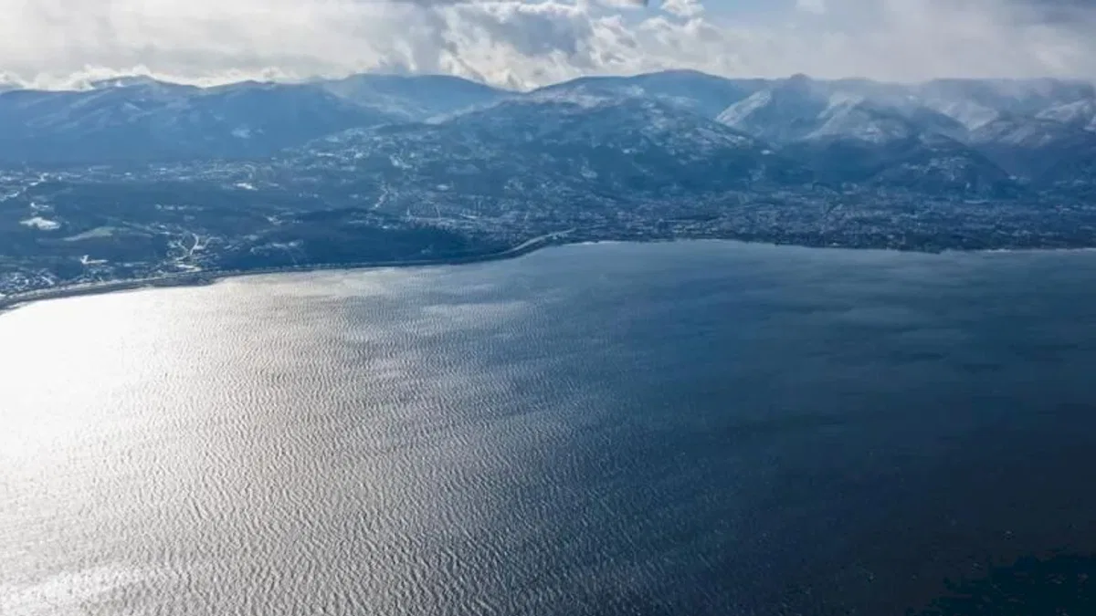 Kuvvetli yağış Sapanca Gölü’nü 8 santimetre yükseltti
