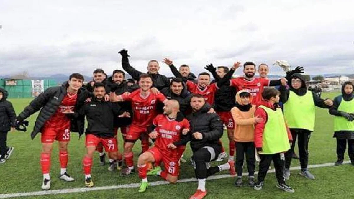 Burhaniye Belediyespor Galibiyet Serisine Devam Ediyor