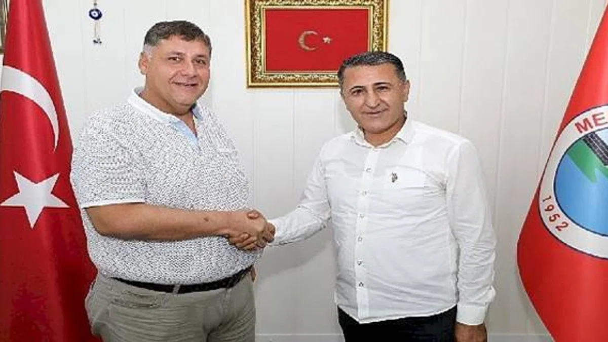 Başkan V. Özkan İşçinin Cebini de Yüzünü de Güldürdü
