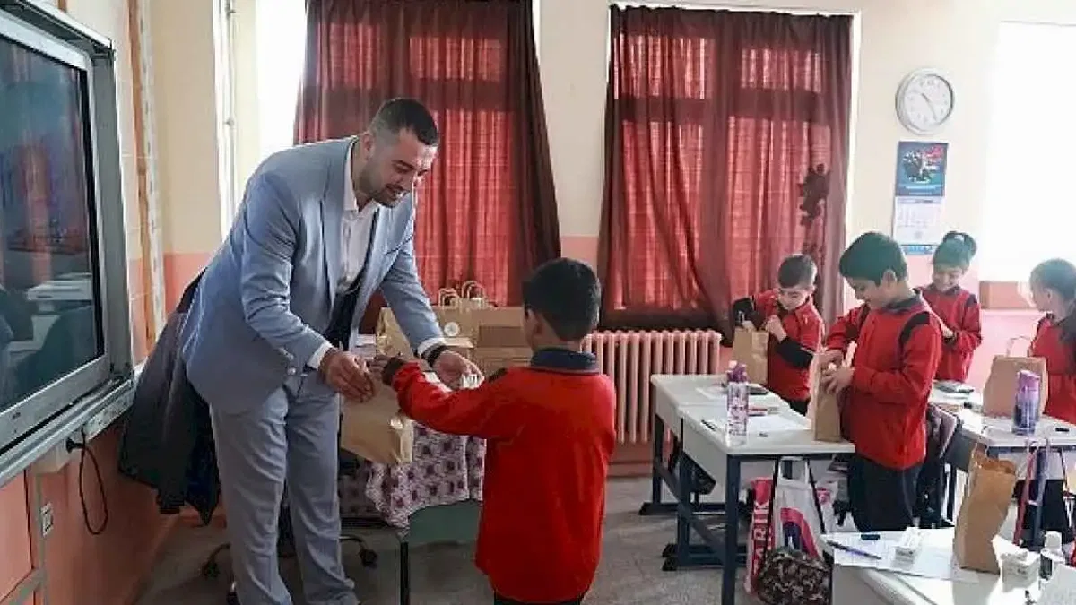 615 Öğrenciye Ağız ve Diş Sağlığı Eğitimi Verildi