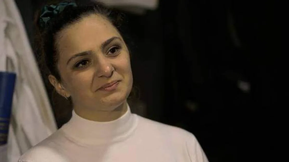 Bosna Hersek'teki savaşta annesini kaybeden Cosic, yaşadıklarını anlattı