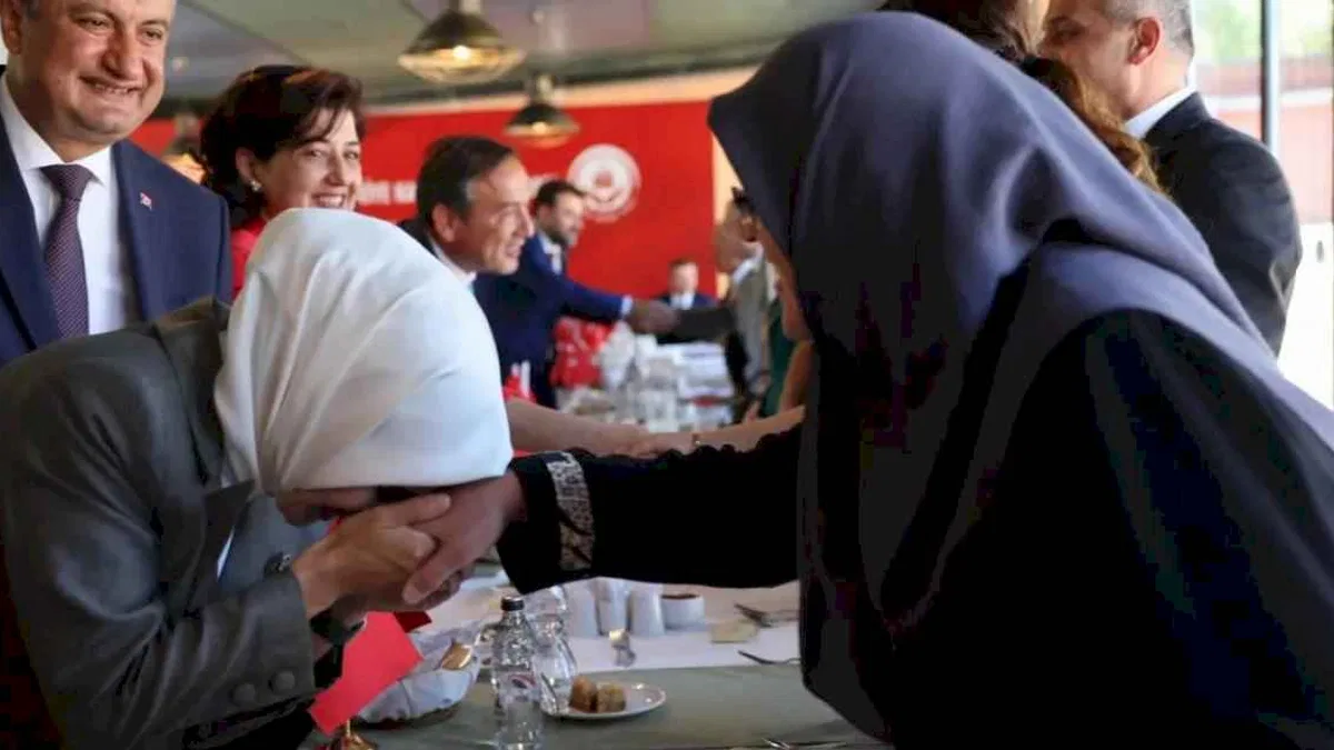 'Terörsüz Türkiye Kardeşlik Sofrası' buluşmaları sürüyor