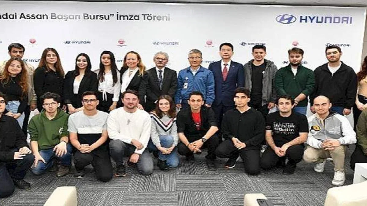 Hyundai Öğrencileri Daha Parlak Bir Geleceğe Hazırlıyor.