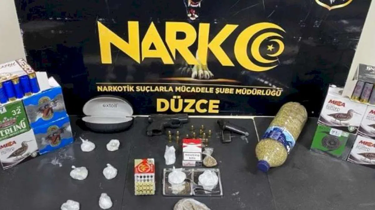Düzce'de uyuşturucu ile mücadelede sokak çalışması