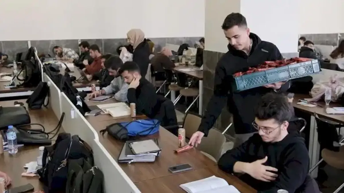 Konya Büyükşehir’den öğrencilere final morali