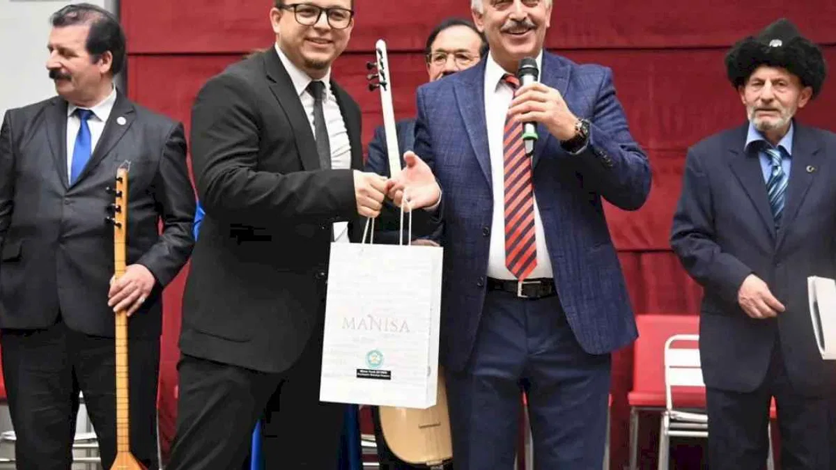 Manisa'da 4. geleneksel aşıklar bayramı coşkusu