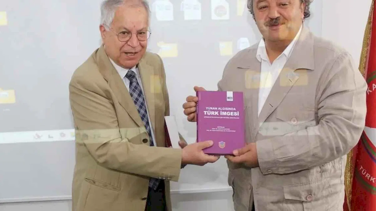 İzmir'de Karşıyaka Belediyesi ev sahipliğinde kültürel miras etkinliği