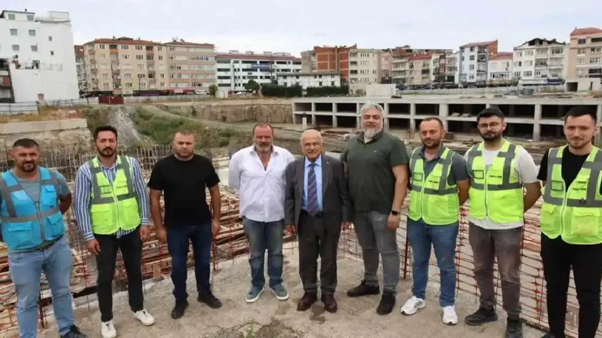 Millet Bahçesi ve Millet Düzü hızla yükseliyor