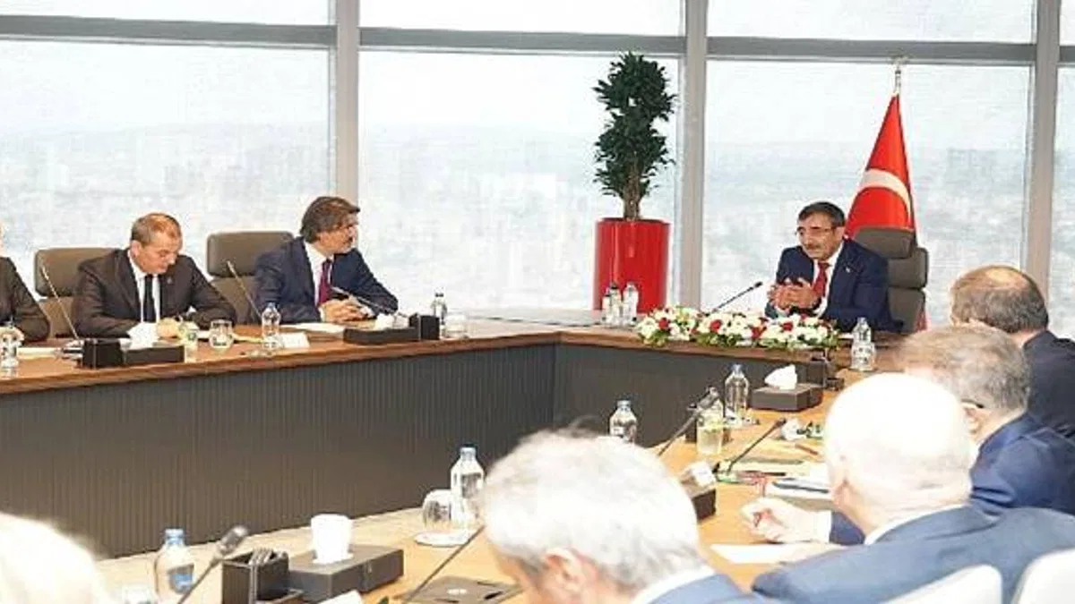 Cumhurbaşkanı Yardımcısı Cevdet Yılmaz'ın TBB Yönetim Kurulu'nu kabulü hakkında
