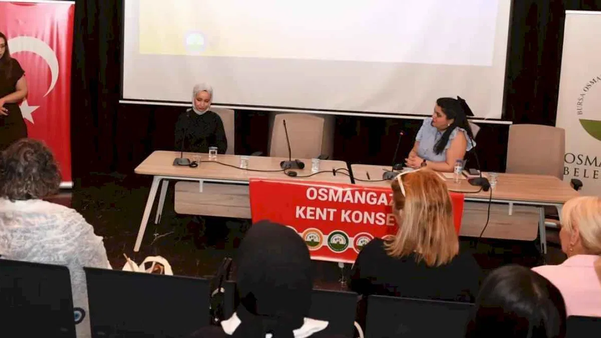 Bursa Osmangazi'de kadınlara menopoz bilinci