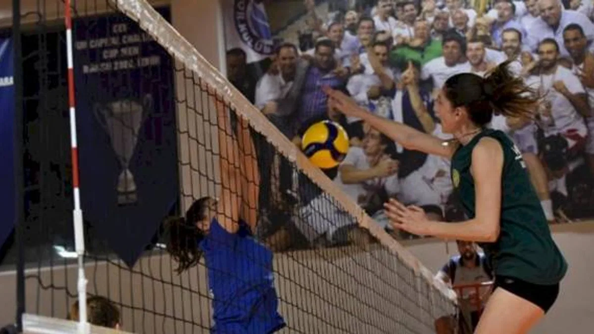Manisa'nın filedeki sultanları ısınma turlarında