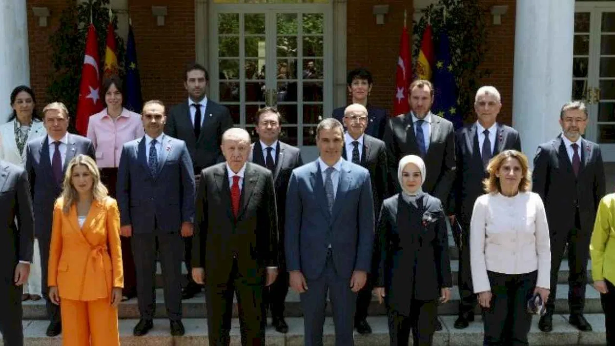 İspanya ile 11 anlaşma imzalandı