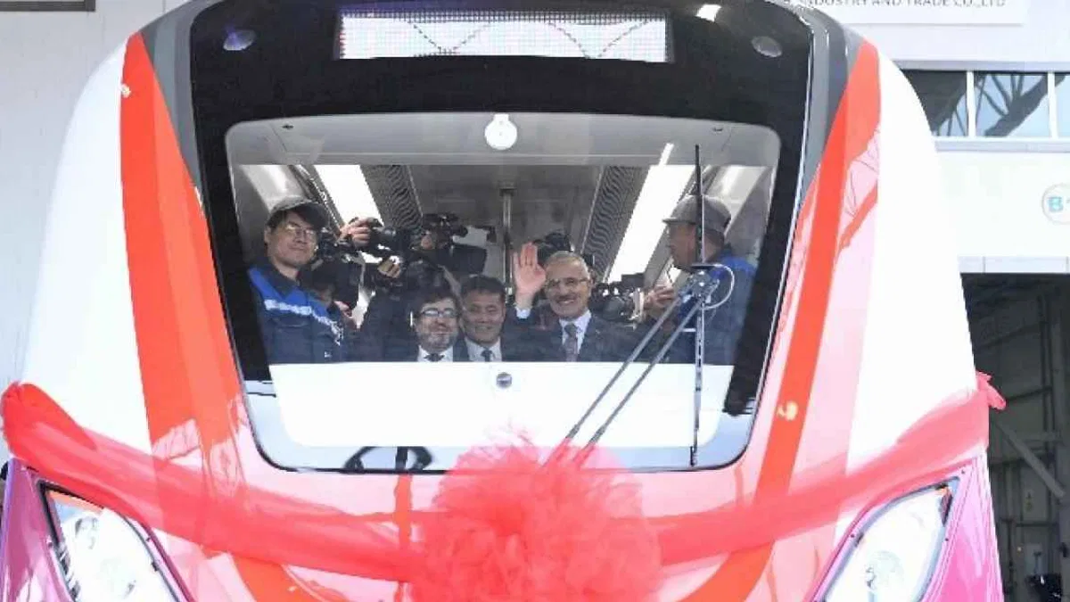 Arnavutköy-Havalimanı metro hattı yarın açılıyor