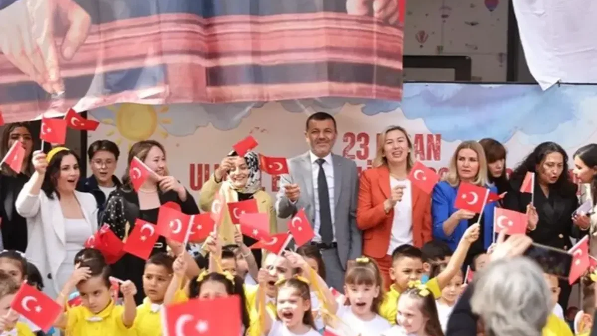 Çavuşoğlu: Şehrin kaynaklarını çocuklarımız için seferber ediyoruz