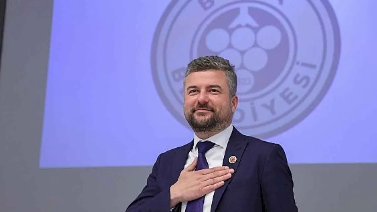 Buca Belediye Başkanı Görkem Duman, "Dürüst, namuslu bürokratımın itibar suikastine uğratılmasına izin vermem"