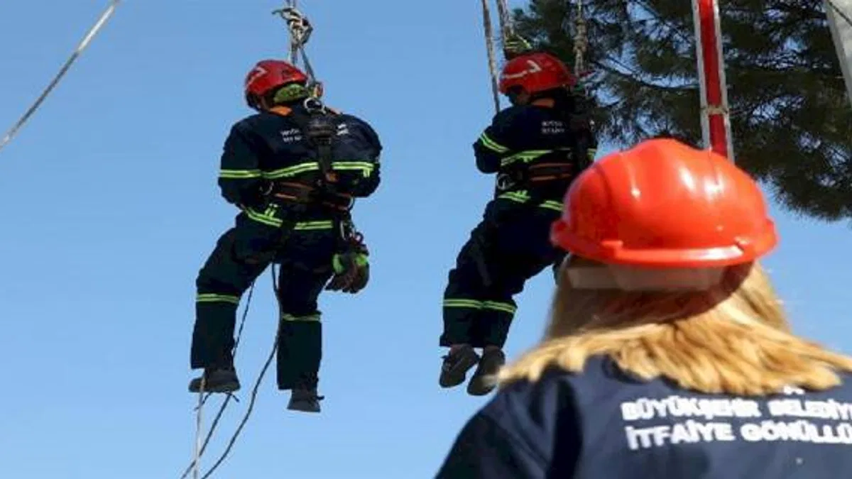 Muğla'da gönüllü itfaiyeciler sertifikalandı