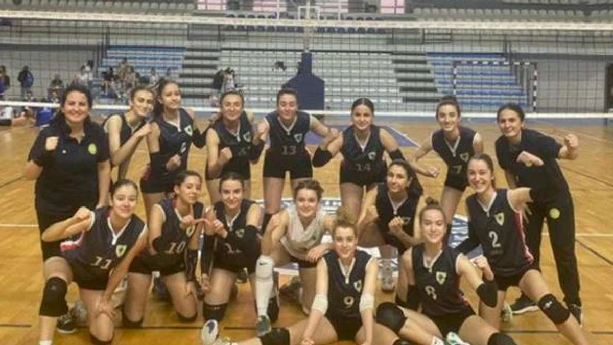 Manisa BBSK’nın Genç Kızlar’ı 8’de 8 yaparak grubunun lideri oldu