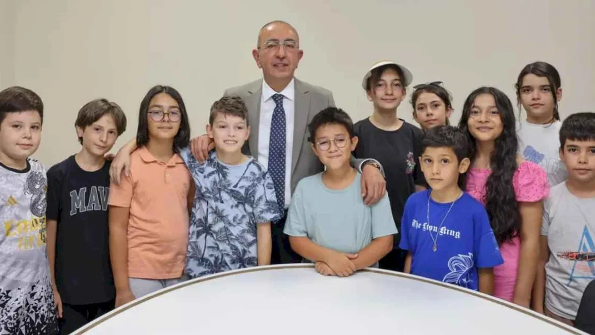 Başkan Kavuş'tan Meram Yaz Okulu öğrencilerine sürpriz ziyaret