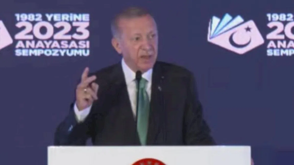 Ulucanlar'dan Yeni Anayasa mesajı... Türkiye Yüzyılına yeni anayasa çok şey katacak