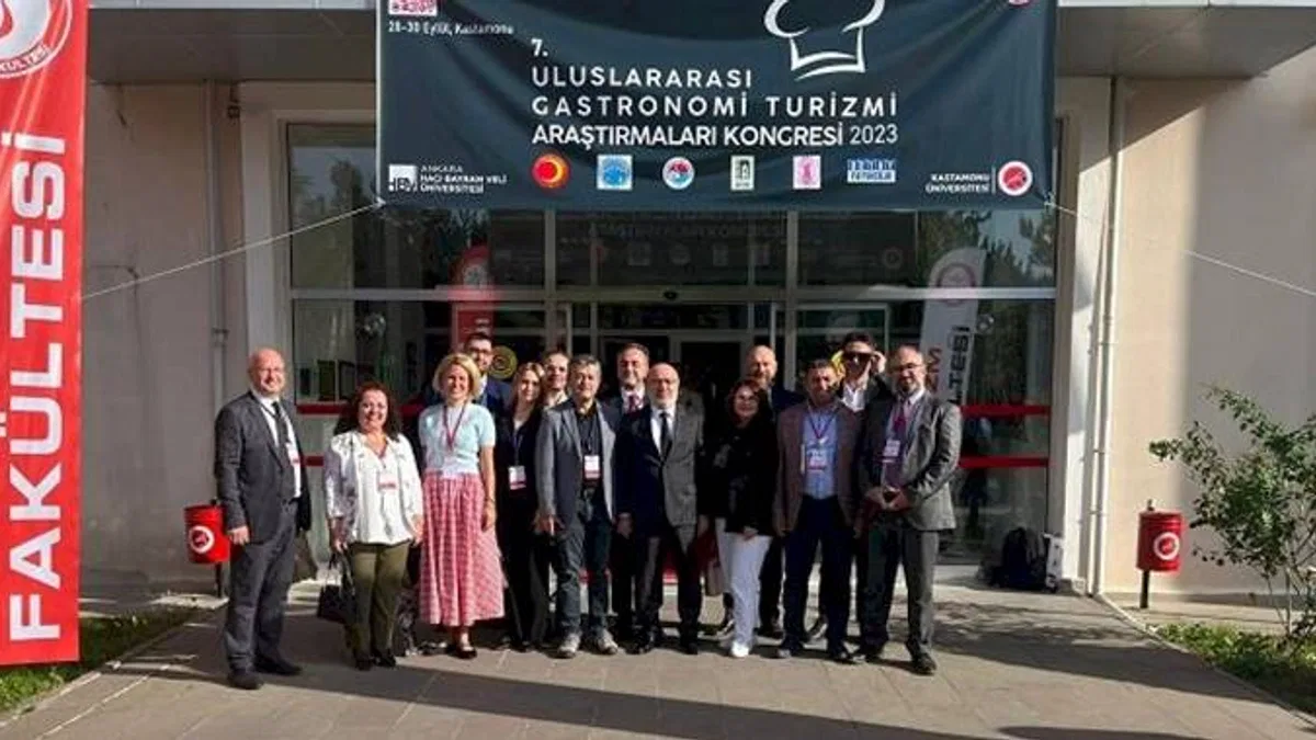 KAYÜ Rektörü'nden gastronomi mesaisi