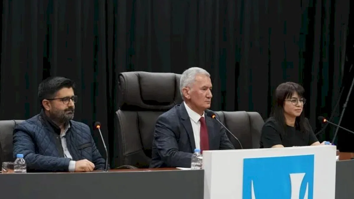 İzmir Aliağa Belediyesi'nin faaliyet raporuna onay