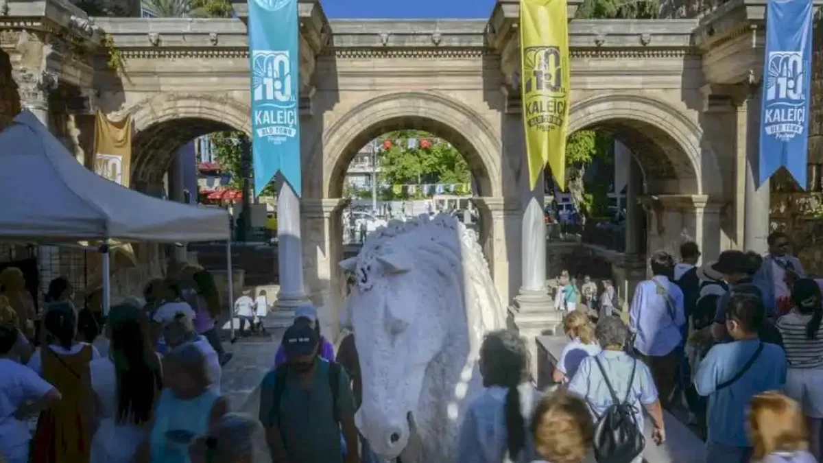 Antalya'da 10. Kaleiçi Old Town Festivali sona erdi